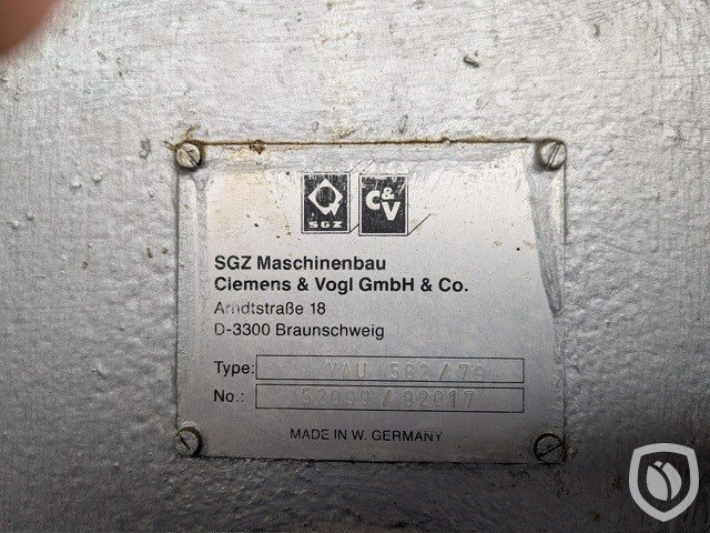 Clemens und Vogl VAU 582