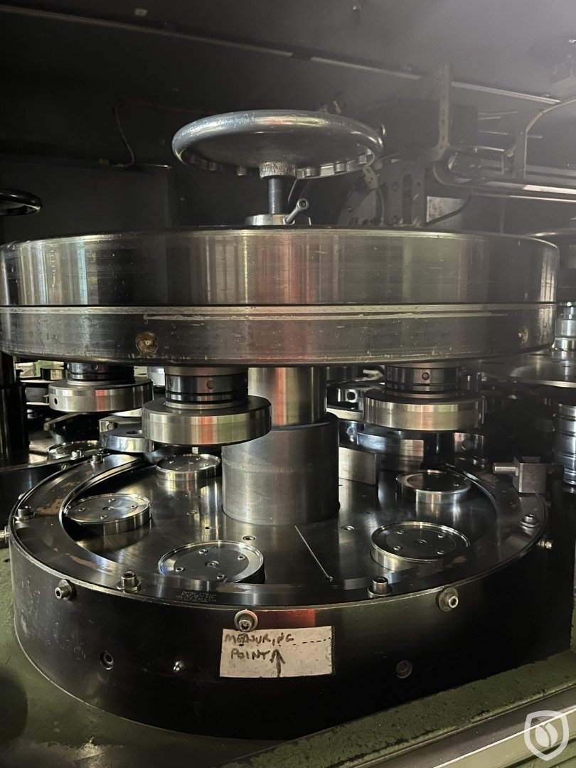 Krupp CAN-O-MAT II