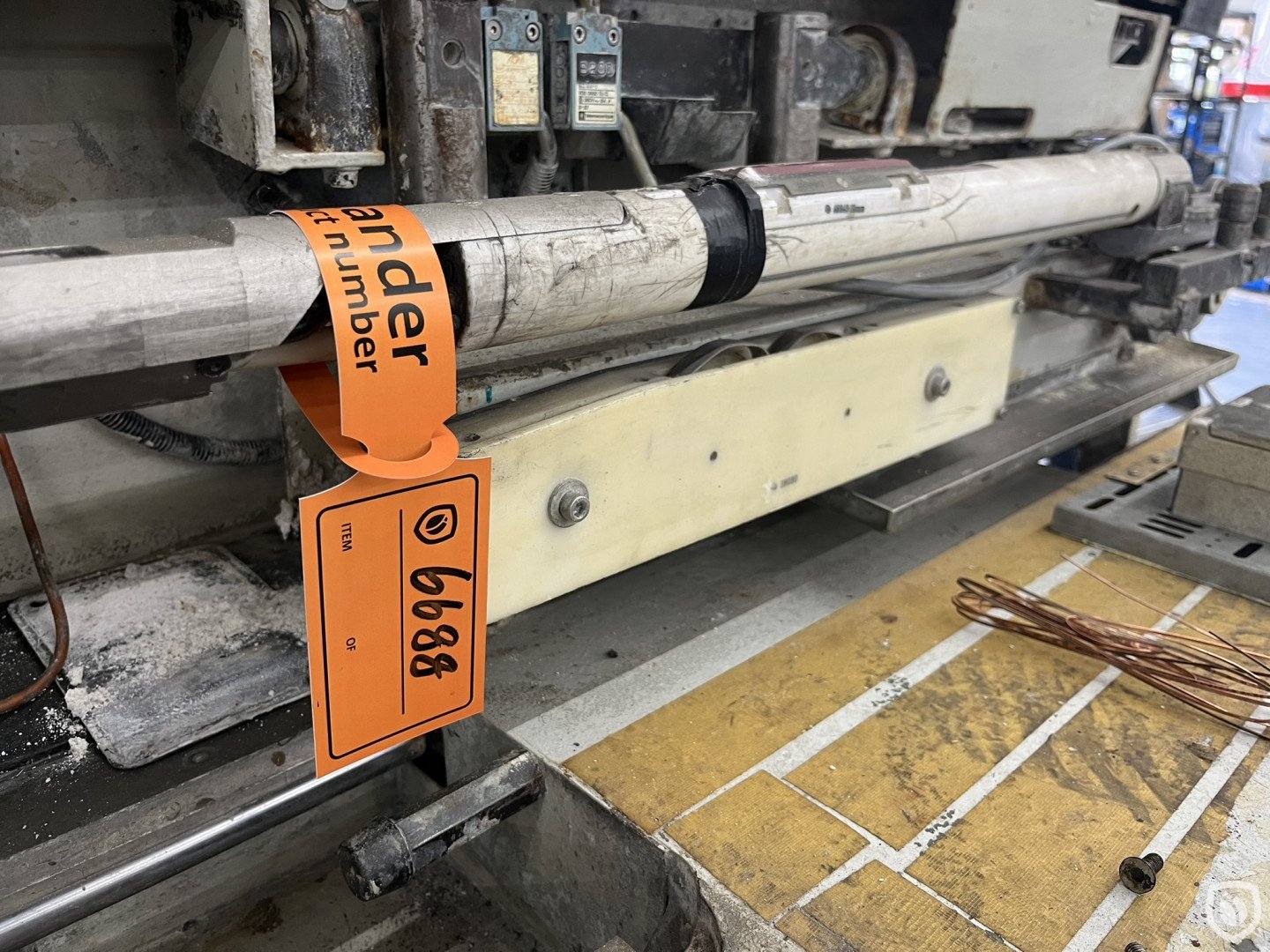 powder arm